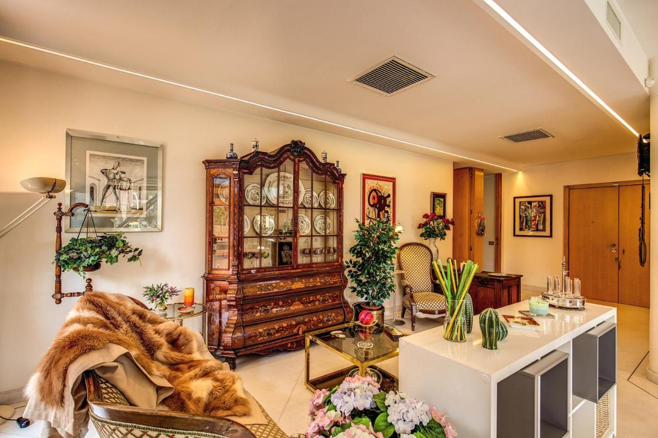 Terrazza Piccolomini: Elegant Apartment Stunning View Over Rome/St Peter'S Dome ภายนอก รูปภาพ
