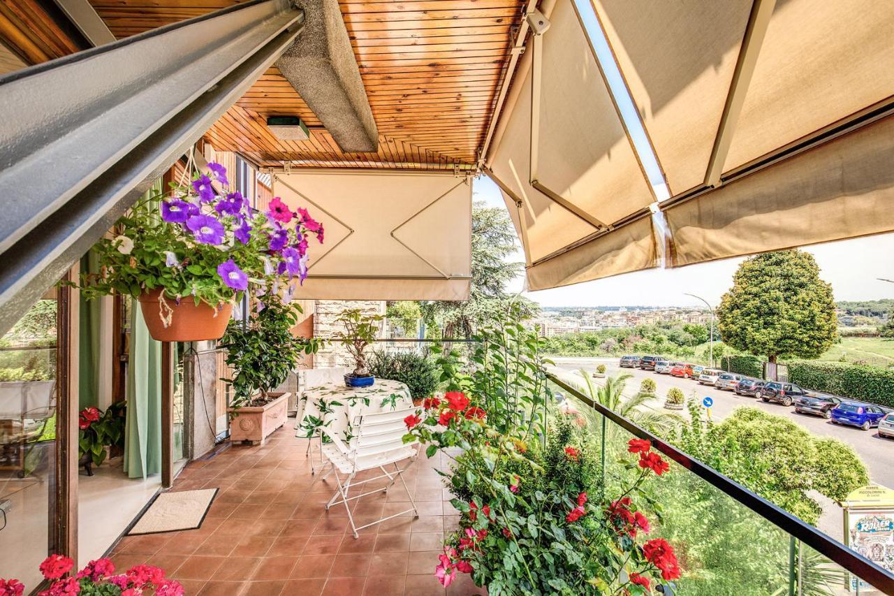 Terrazza Piccolomini: Elegant Apartment Stunning View Over Rome/St Peter'S Dome ภายนอก รูปภาพ